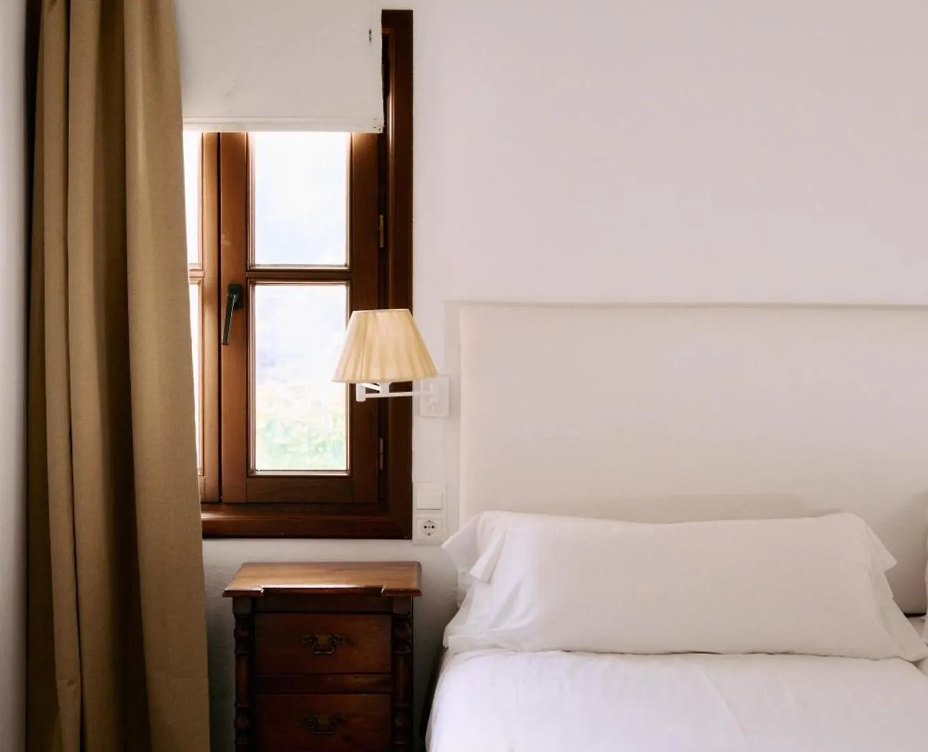Hotel Molino Del Santo Benaoján 2*,  España